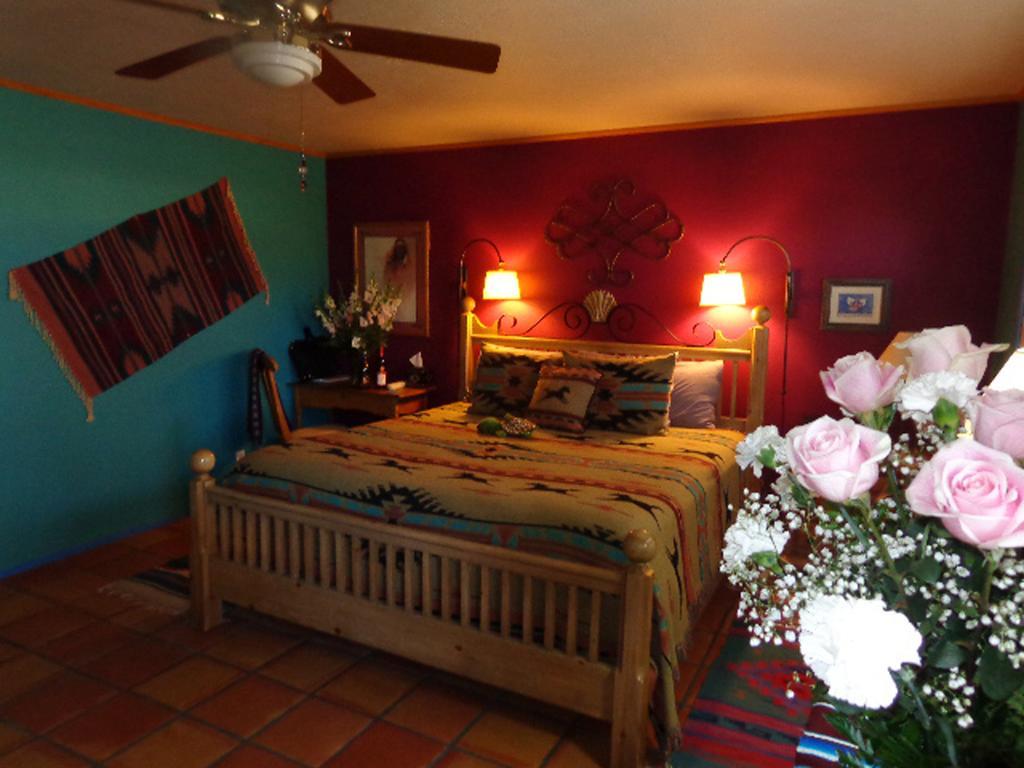 Chocolate Turtle B&B Corrales 客房 照片