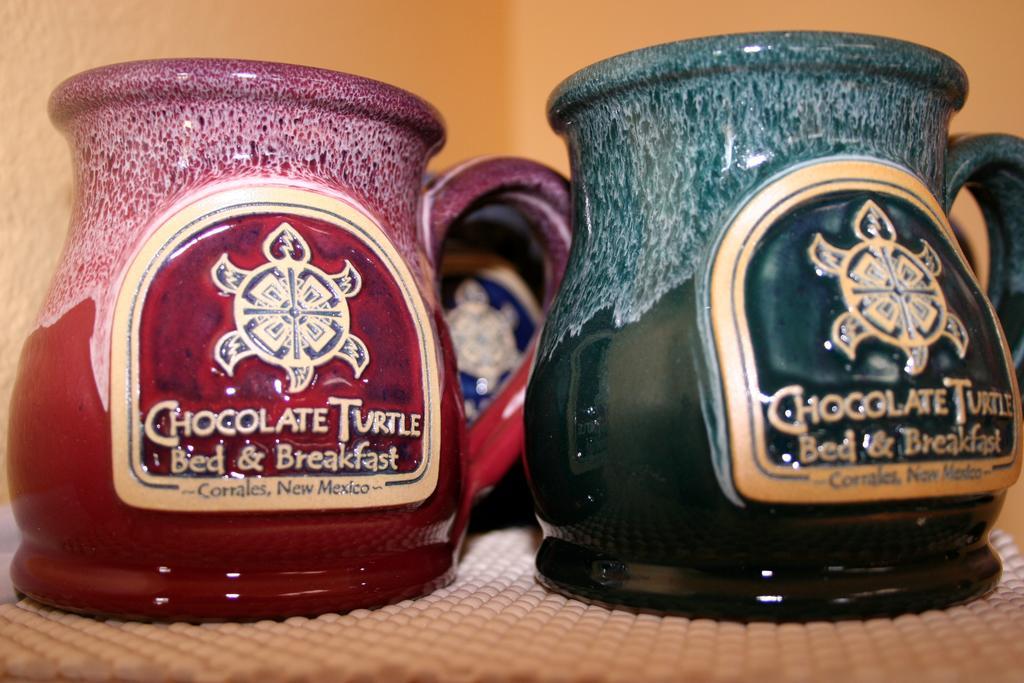 Chocolate Turtle B&B Corrales 外观 照片